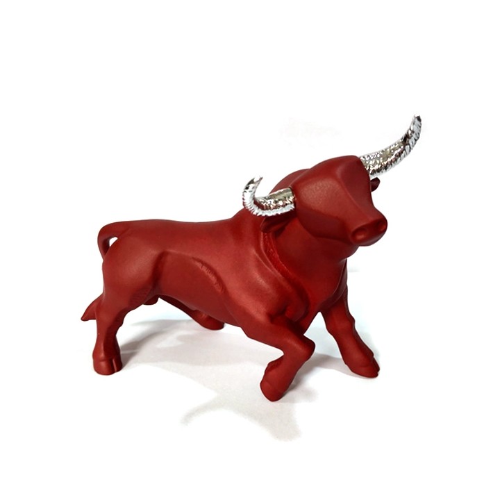Figura "Toro" de pie, Nadal