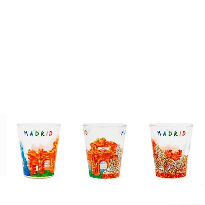 Schnapsglas aus Glas Wahrzeichen von Madrid im Mosaik