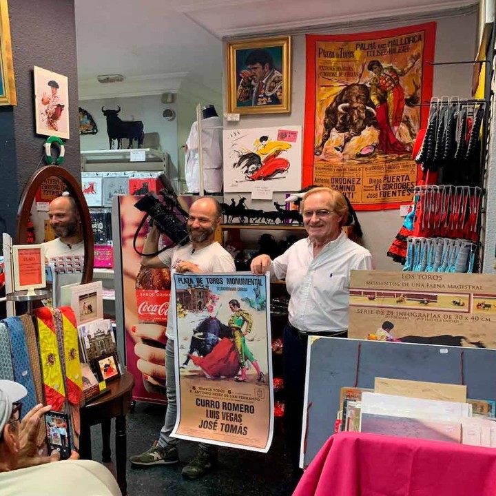 Cartel de toros personalizable con un nombre