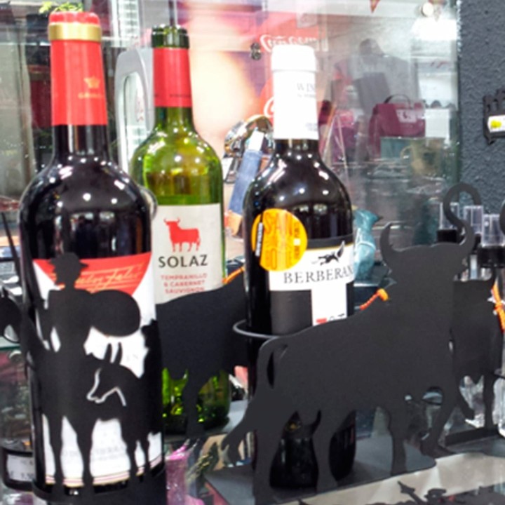 Decorazione per bottiglia in ferro battuto Toro e Spagna – vista 3