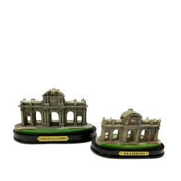 Réplica de la Puerta de Alcalá (Madrid)