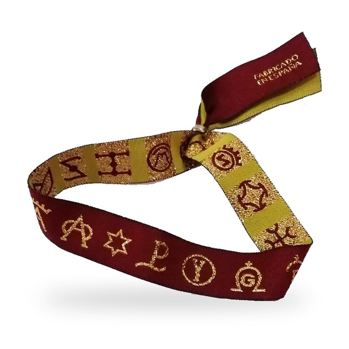 Pulseira taurina com ferros de ganadarias dourados, fita bordô