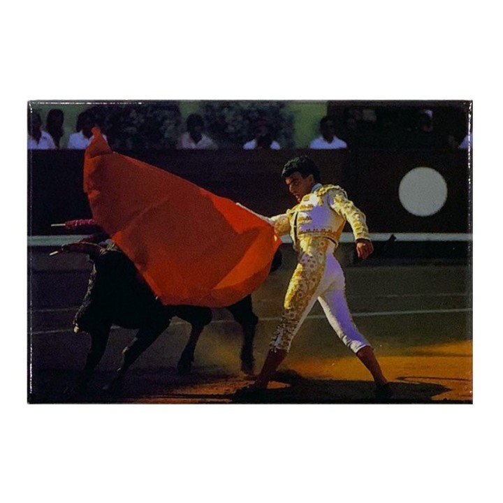 Imán cartel torero toreando modelo 6