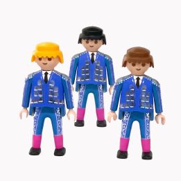 Figurine Playmobil torero en habit de lumière bleu – vue 2