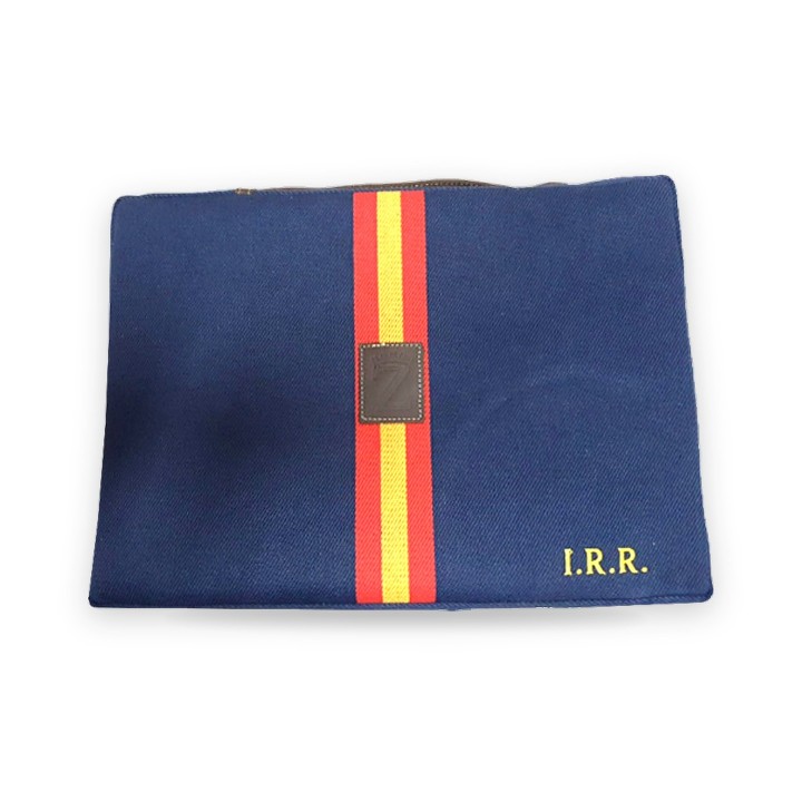 Almohadilla taurina azul con bandera de España personalizada con iniciales