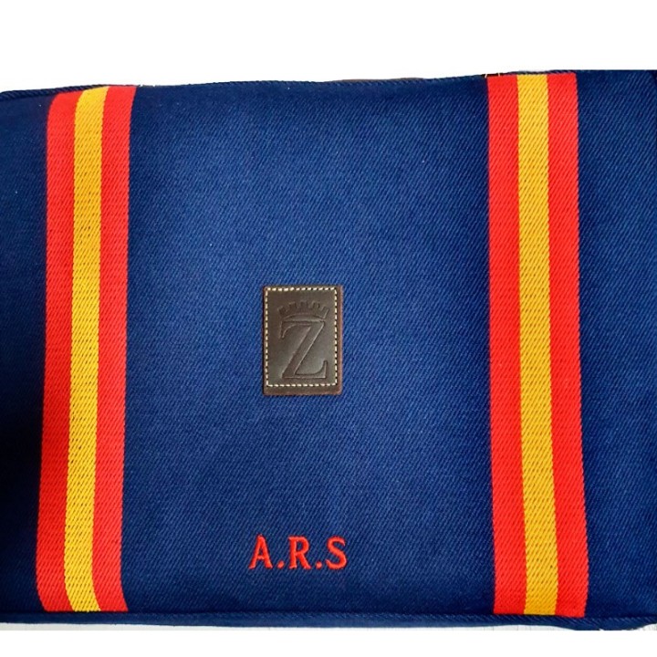 Blue bullfighting cushion with two personalized Spanish flags