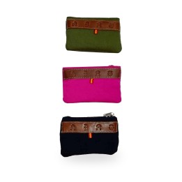 Porta-moedas de tecido com ferros de ganadarias e bandeira de Espanha
