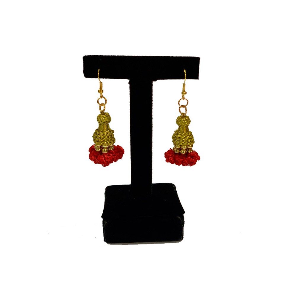 "Machos de chaquetilla" colored earrings