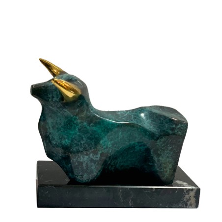 Bull figure on base, sculpture