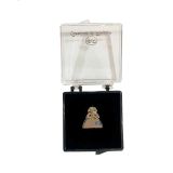 Menina pin badges with coloured stones – view 2