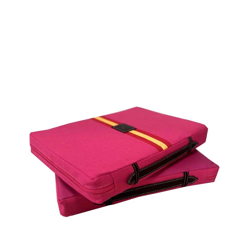 Coussin taurin fuchsia "Drapeau de l'Espagne"