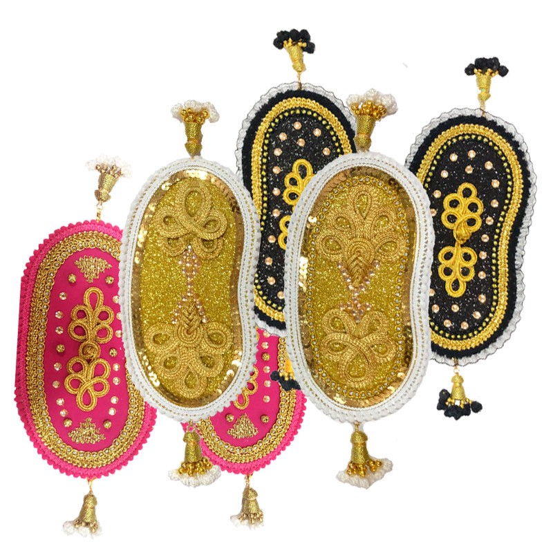 "Hombreras de traje de luces"