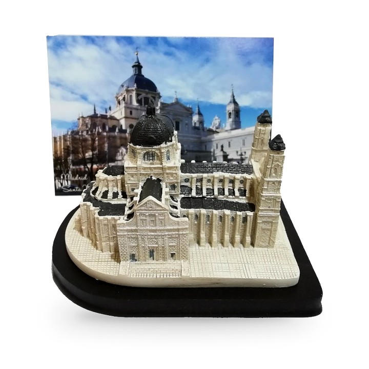 Riproduzione della cattedrale dell'Almudena – vista 4