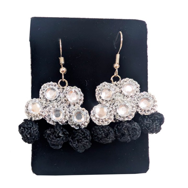 Boucles d'oreilles taurines « Alamares » noir