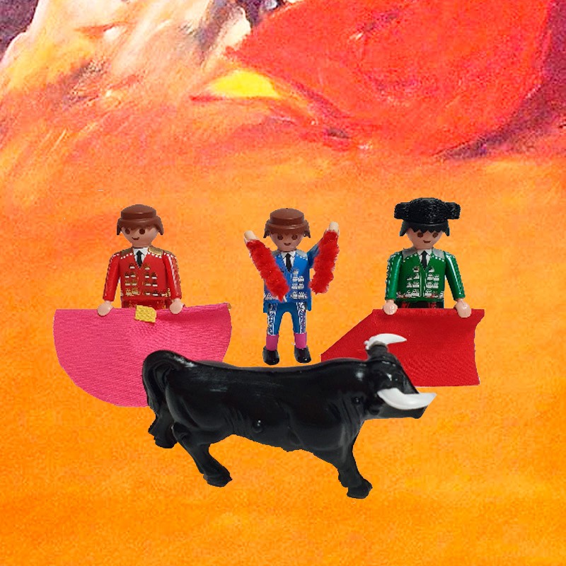 Pack 3 toreros,trastos y toro