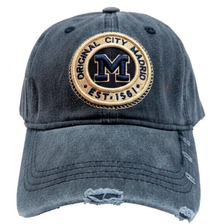 Gorra con visera "Madrid"  tela desgastada azul