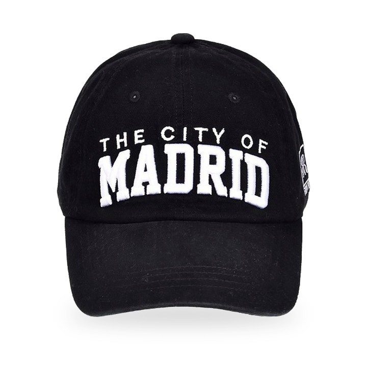 Boné Robin Ruth preto com «The City of Madrid» bordado a branco