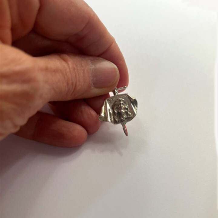 Colgante de plata "Cristo de los toreros" taurino