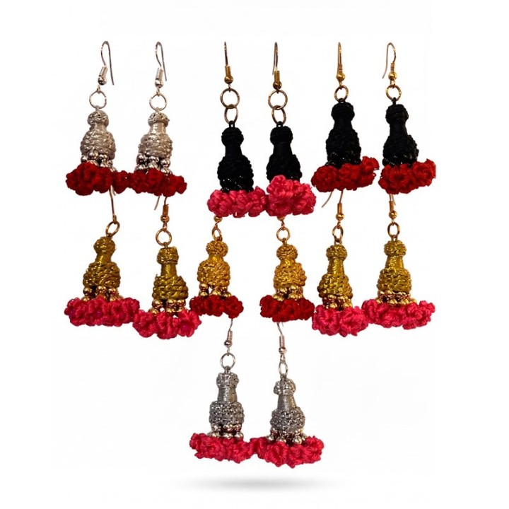 "Machos de chaquetilla" colored earrings