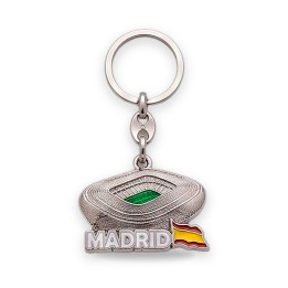 Llavero de metal del estadio Santiago Bernabéu en relieve con bandera