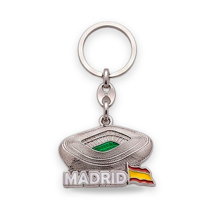 Llavero de metal del estadio Santiago Bernabéu en relieve con bandera