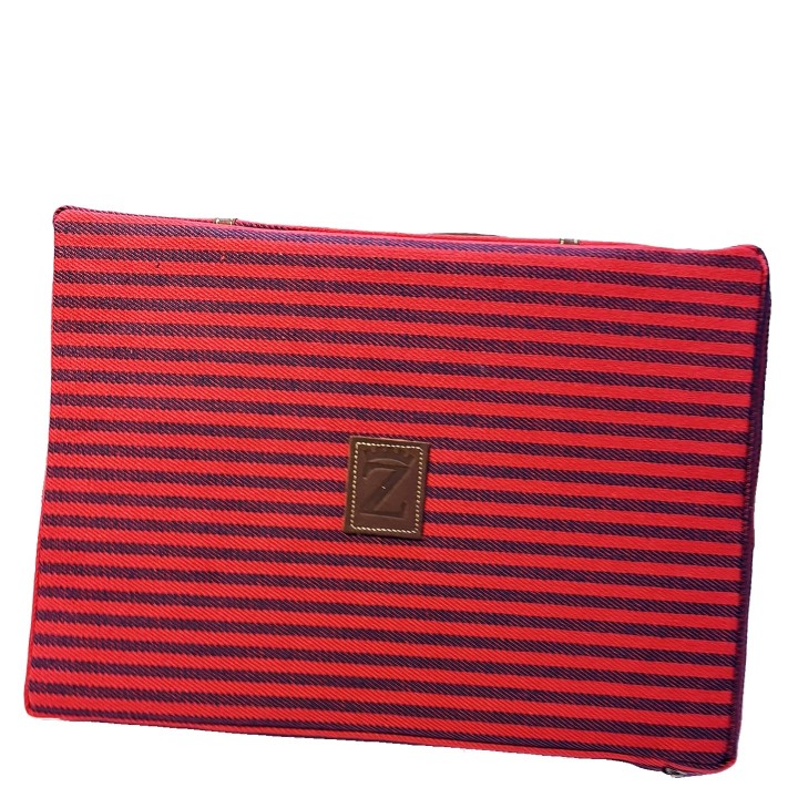 Coussin d'arènes hippique à rayures rouges et bleues, dos rouge
