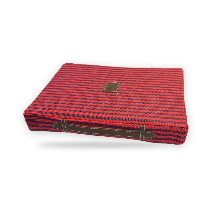 Coussin d'arènes hippique à rayures rouges et bleues, dos rouge