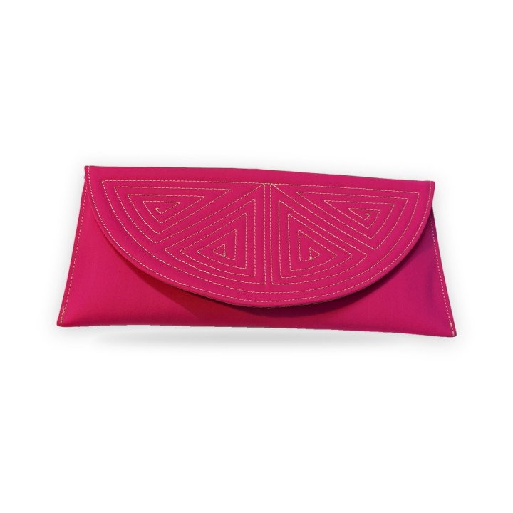 Clutch Capote fúcsia com aba bordada