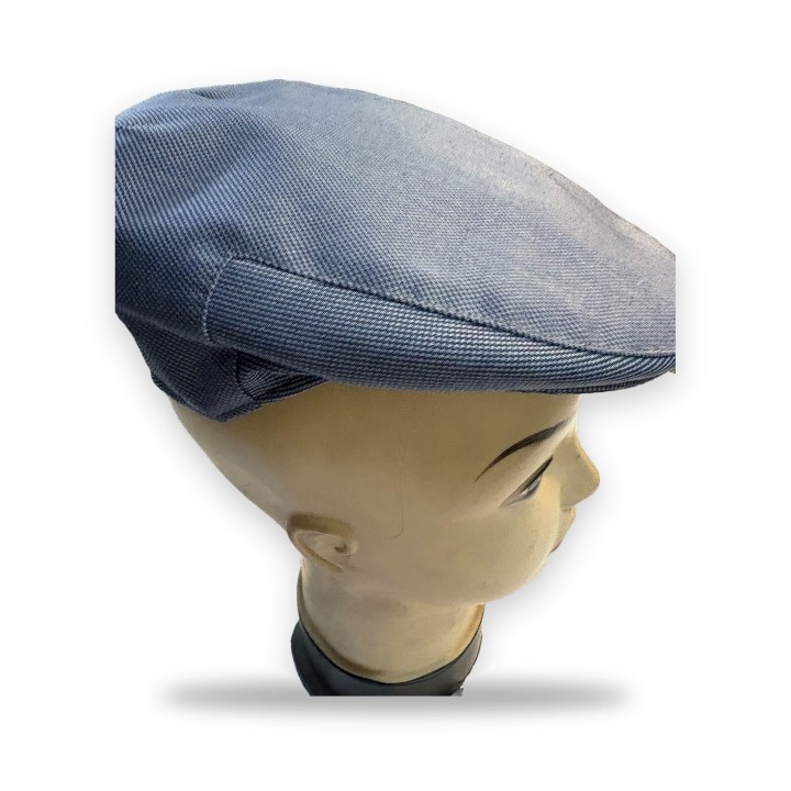 Gorra campera de entretiempo azul claro lisa