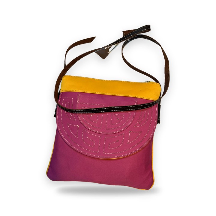 Borsa a tracolla Capote in raso fucsia e oro con patta a cappa