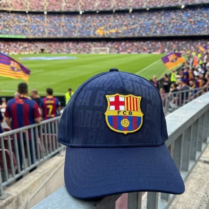 Casquette officielle du FC Barcelone bleu et grenat avec écusson