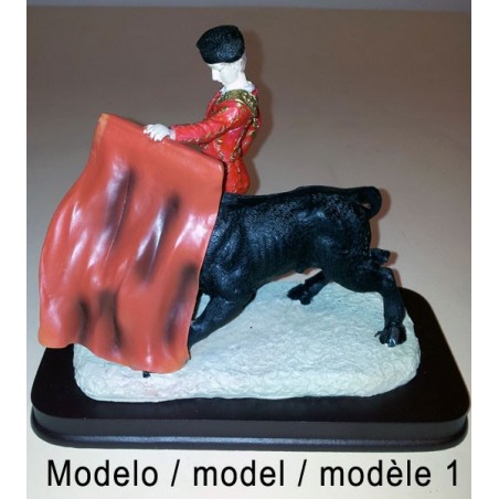 Bullfighters and bulls figures