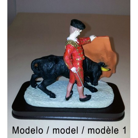 Bullfighters and bulls figures