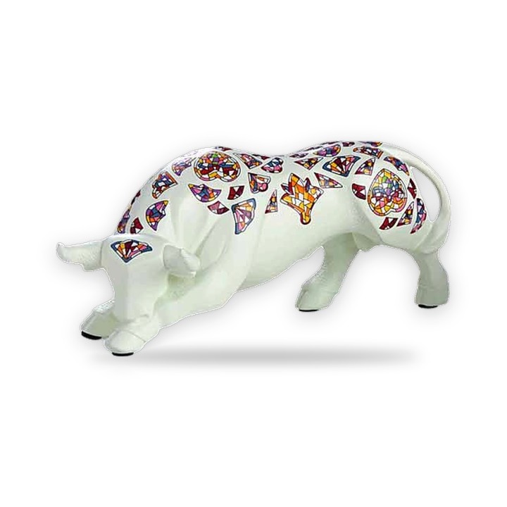 Nadal Sirenes crouching bull figurine – view 2