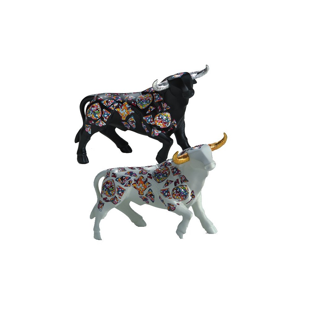 "Sirenes" bull figure from Nadal