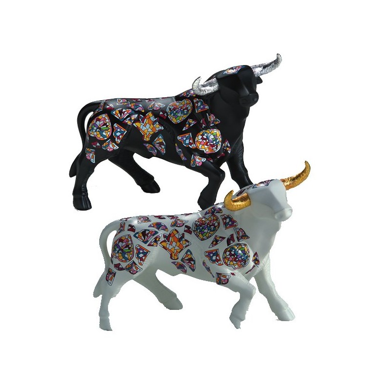 "Sirenes" bull figure from Nadal