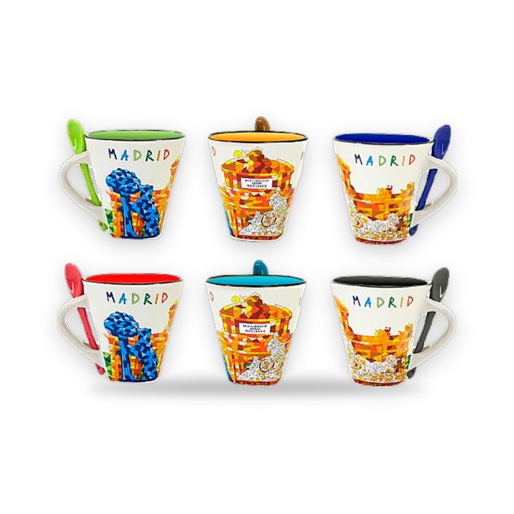 Mug de Madrid avec cuillère et monuments – vue 3