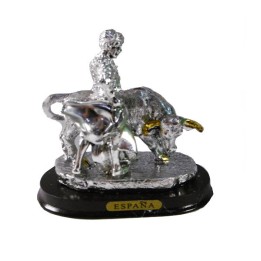 Bull and matador figure in silver of a Veronica