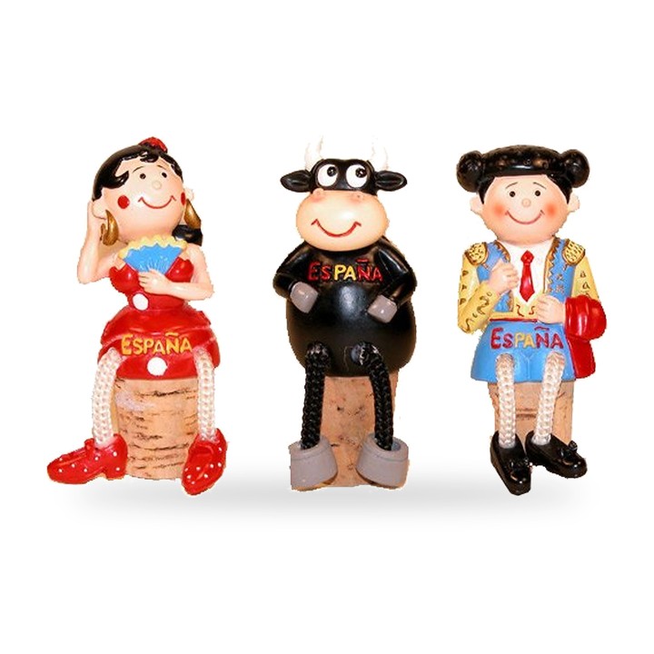 Rolhas de cortiça com figuras de touro, toureiro e flamenca